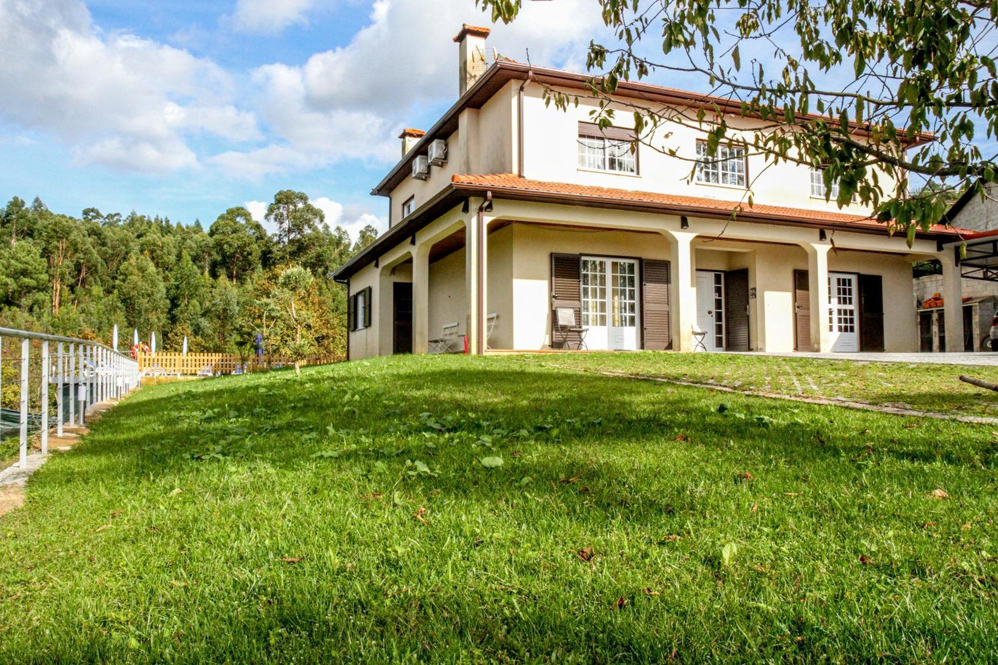 Martins House Quartos Arouca Exterior foto